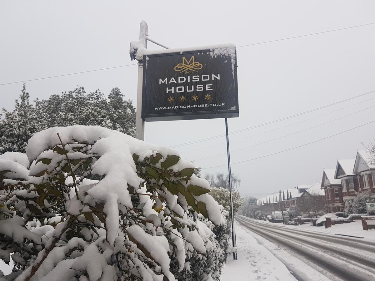 Madison House Bed & Breakfast เซาธ์แธมป์ตัน ภายนอก รูปภาพ